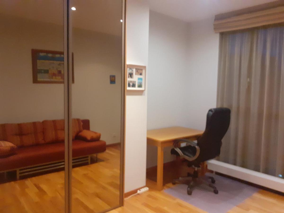 Luxury Apartment In Skyscraper Vilna Exterior foto