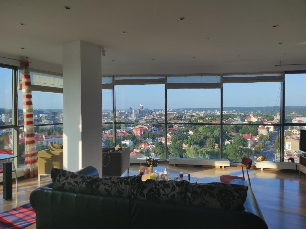 Luxury Apartment In Skyscraper Vilna Exterior foto